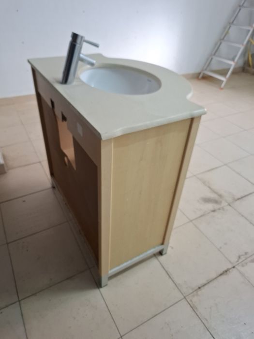 Movel de casa de banho