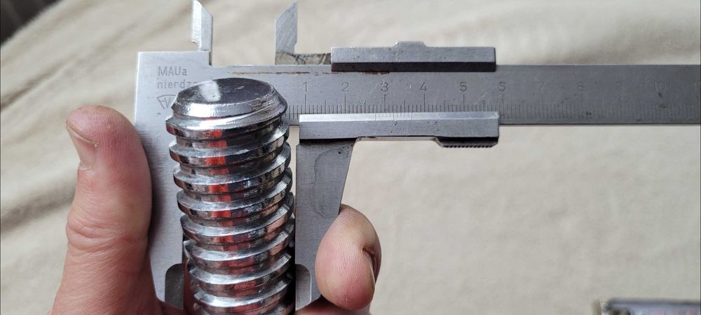 Gryf krótki prosty 35,5cm gwintowany