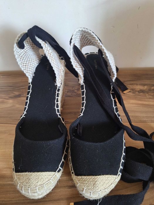 Sapato cunha lefties