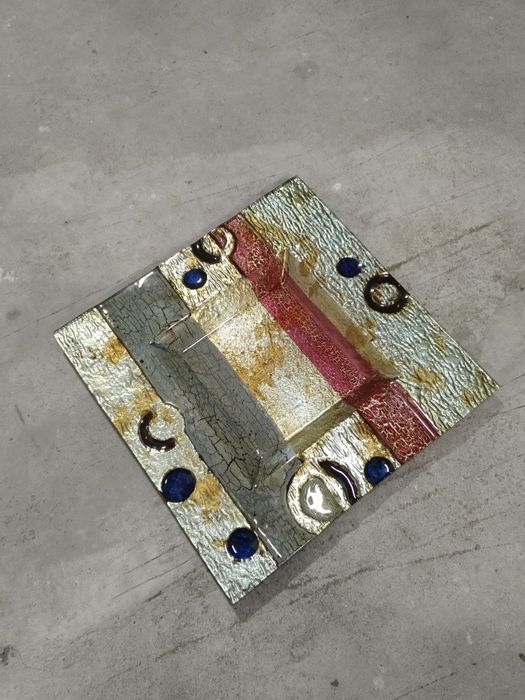 Decorative Plate442793196185210880