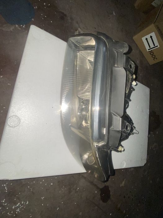 Otica audi a4 b5