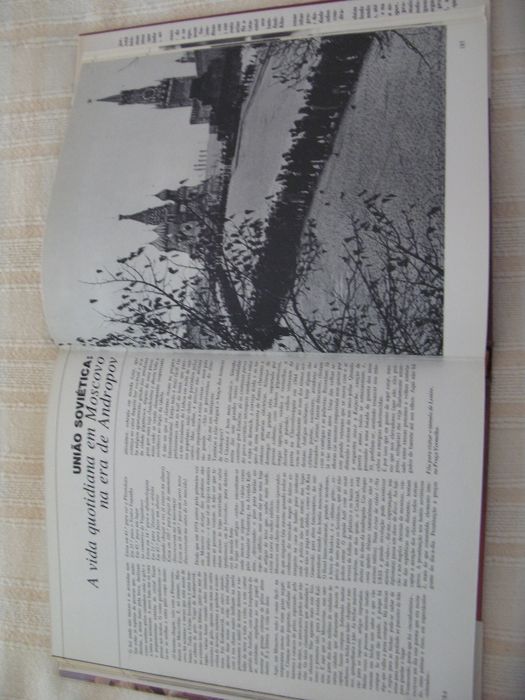 Livro "Mundo em AZERT - Cadernos de um Repórter"