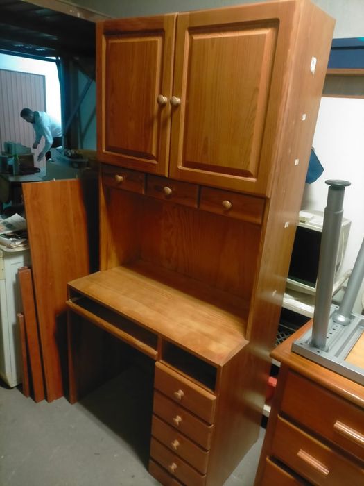 Solid-pine writing desk64751668814338123