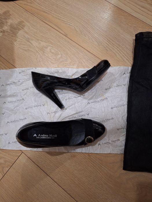 Sapatos de salto  Andrea Morelli