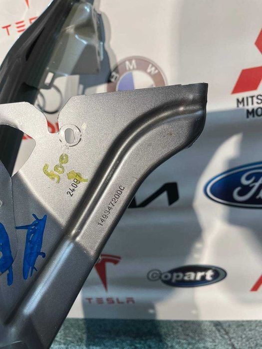 Крило праве Tesla Model Y 1493452-E0-A