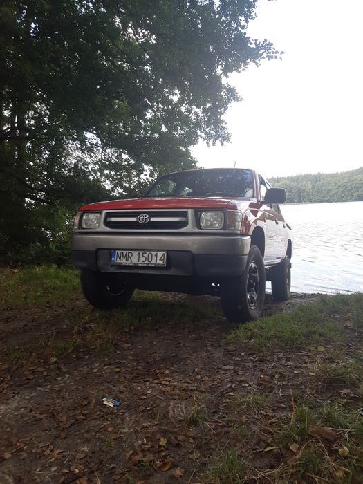 Toyota Hilux 2.4 td,  4x4 ,pickup,