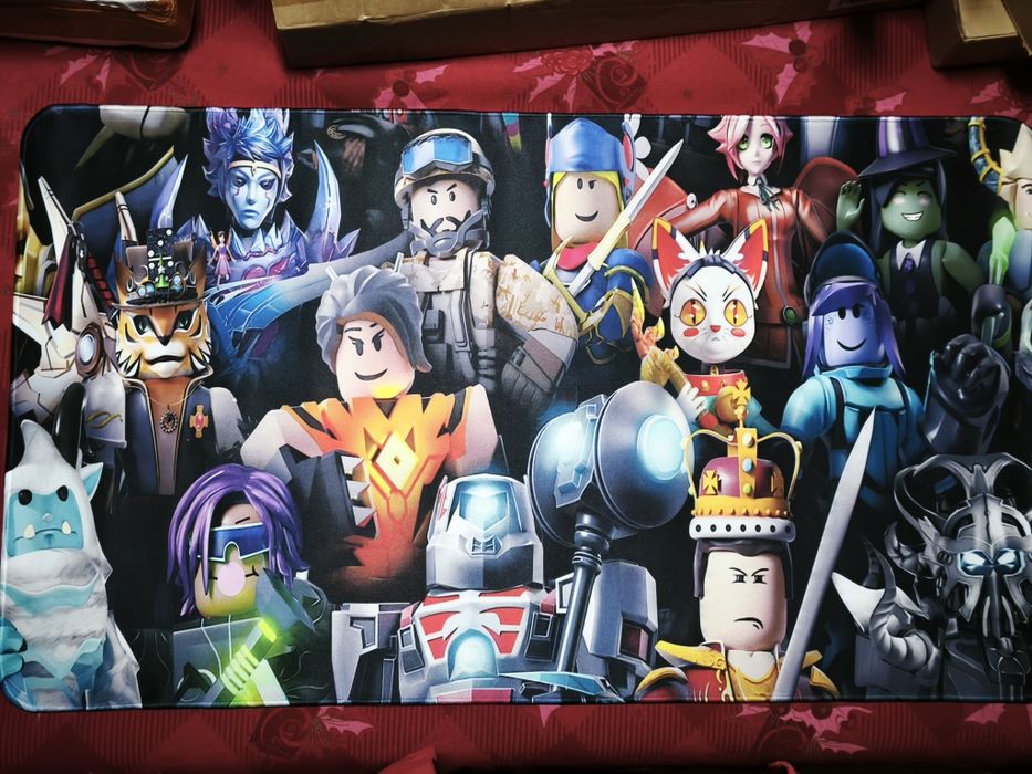 Mousepad personagens Roblox 190*40cm