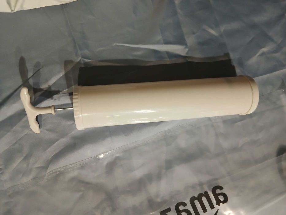 Worki próżniowe 6szt Amazon Basics + pompka