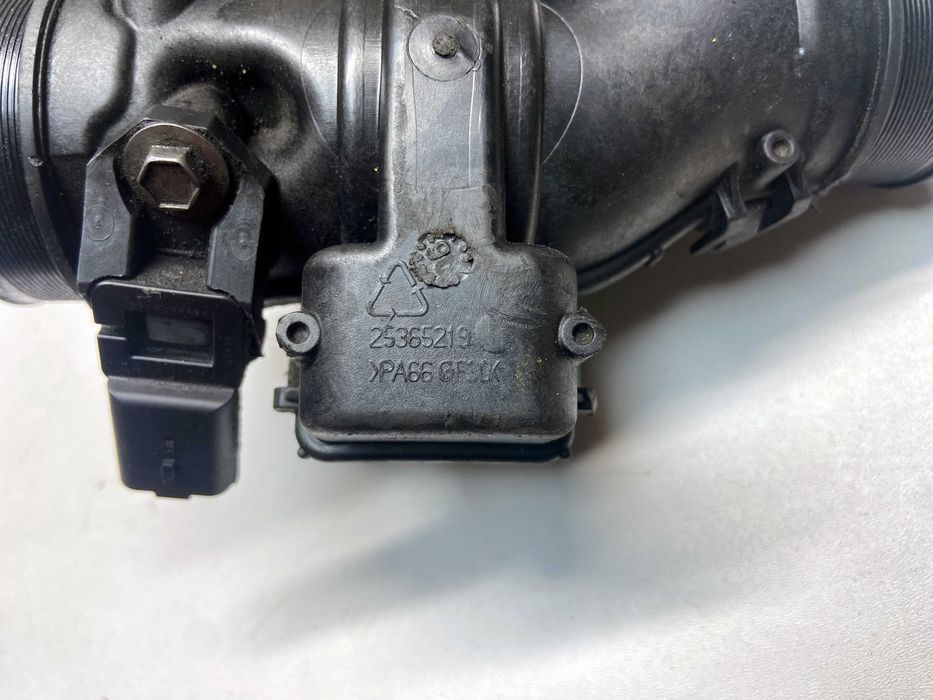 Дросельна заслонка Citroen C2. C3 / Peugeot 1007. 207 - 1.6HDI