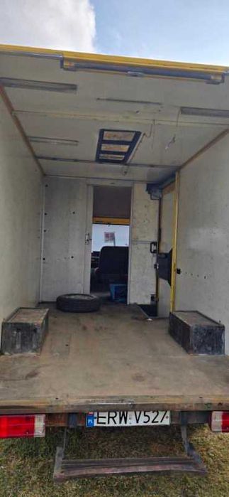 Mercedes-Benz 308D 2,3