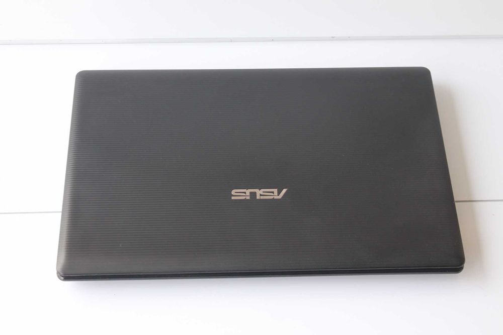 Ноутбук Asus X75 Игровой.Видеокарта GeForce 740M(2 ГБ)
