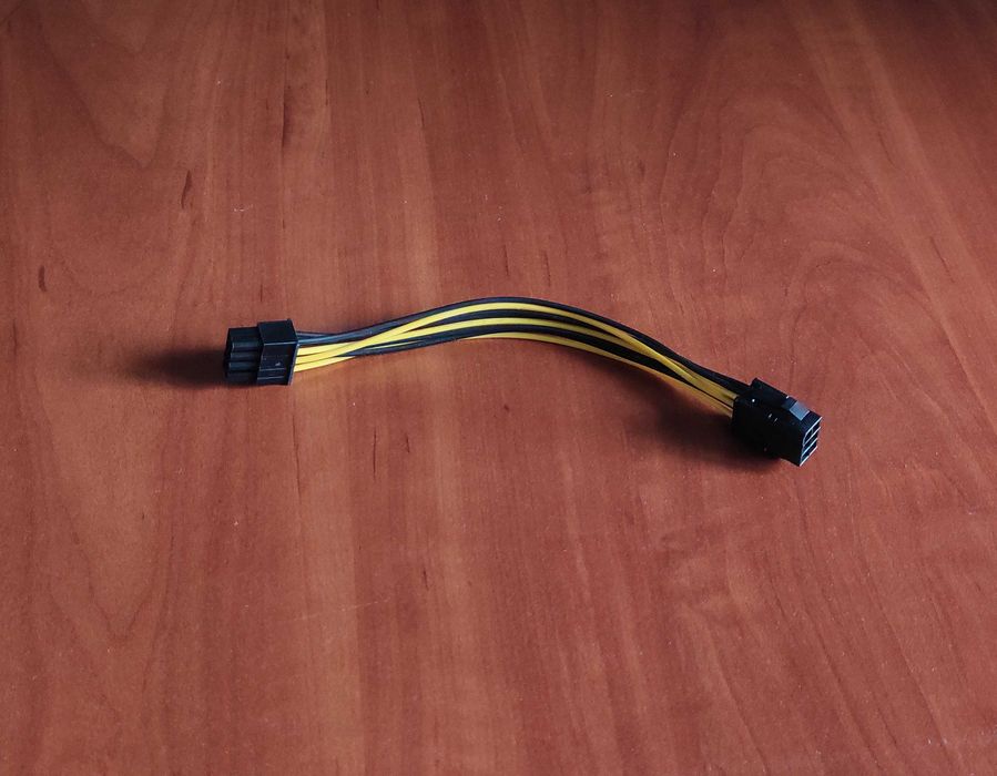 переходник с 6Pin на 8Pin (PCI-E GPU) для дополнит. питания видеокарты