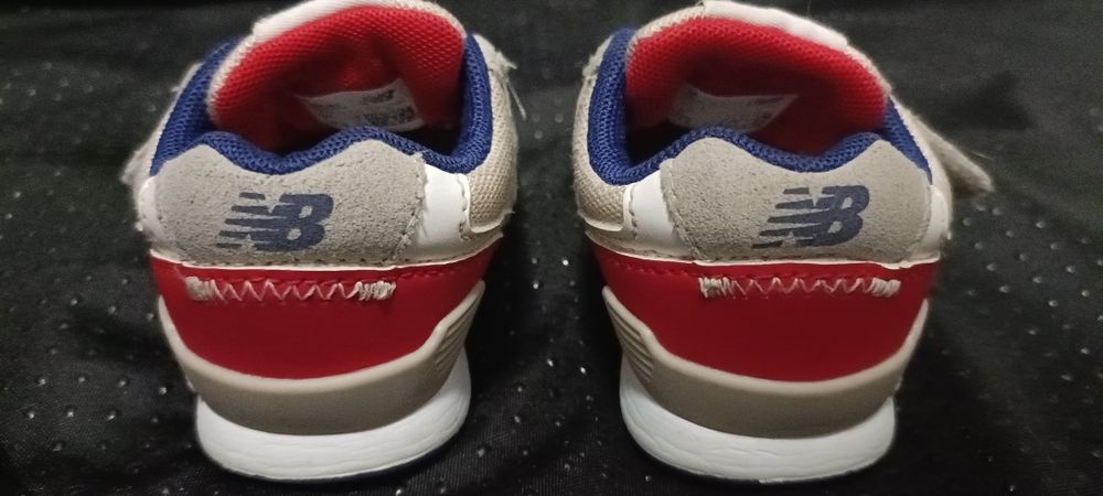 Adidasy New Balance rozm. 20,5