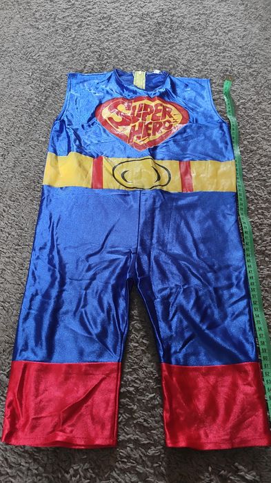 Strój Supermana dla przedszkolaka
