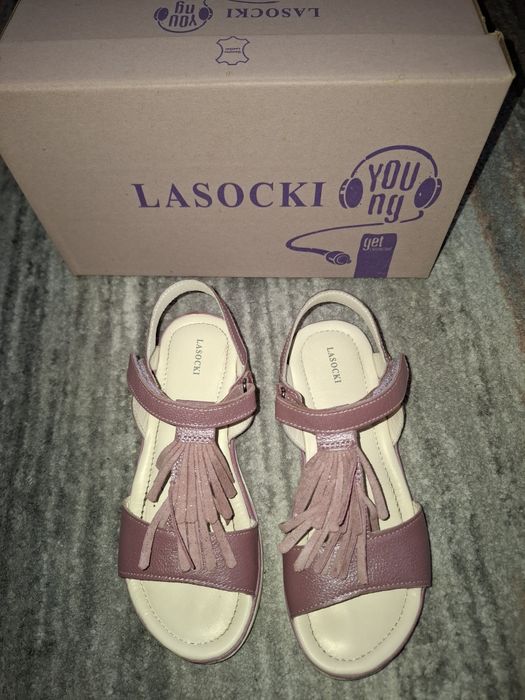 Sandały dla dziewczynki Lasocki