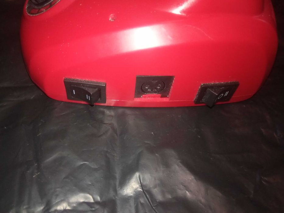 Фрезер для манікюра, фрезерна машинка маникюра