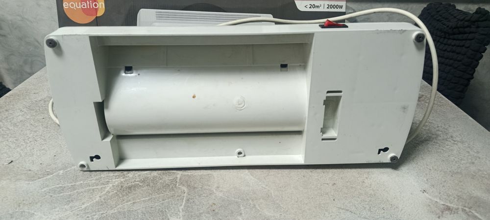 Настенный обогреватель