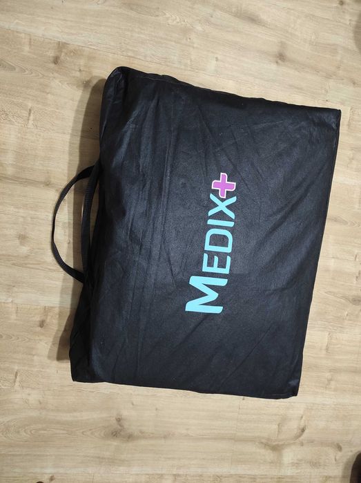 Mata masująca kilka programów