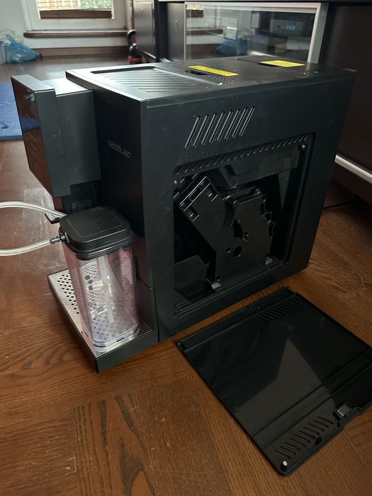 Ekspres automatyczny do kawy cecotec