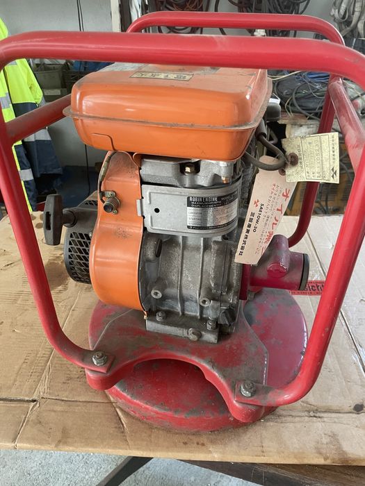 Motor vibrador de cimento Robin