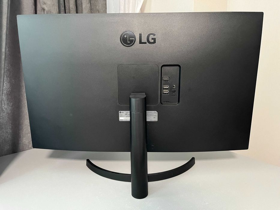 Монітор LG 32QN600-В