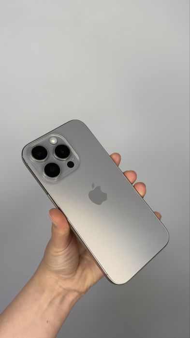 Iphone 15pro 1tb (natural)