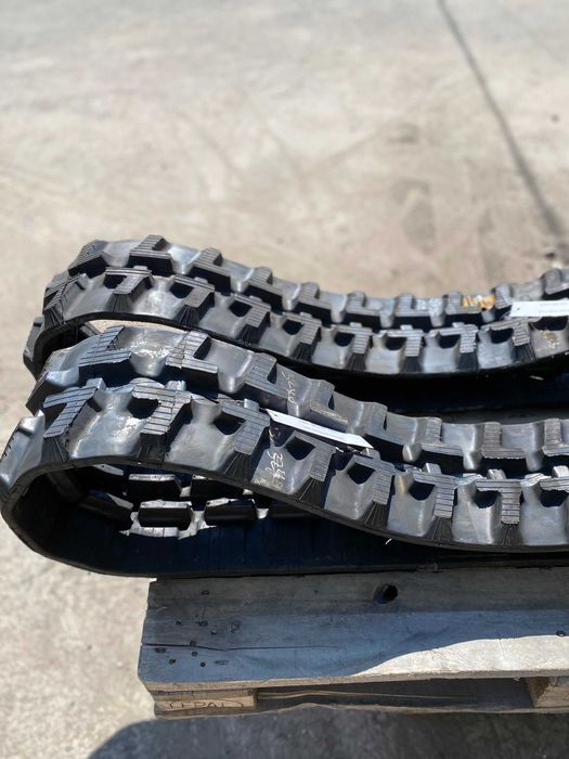 Резинова гусениця 230x96x31  JCB, KOBELCO, KOMATSU, NISSAN, TAKEUCHI