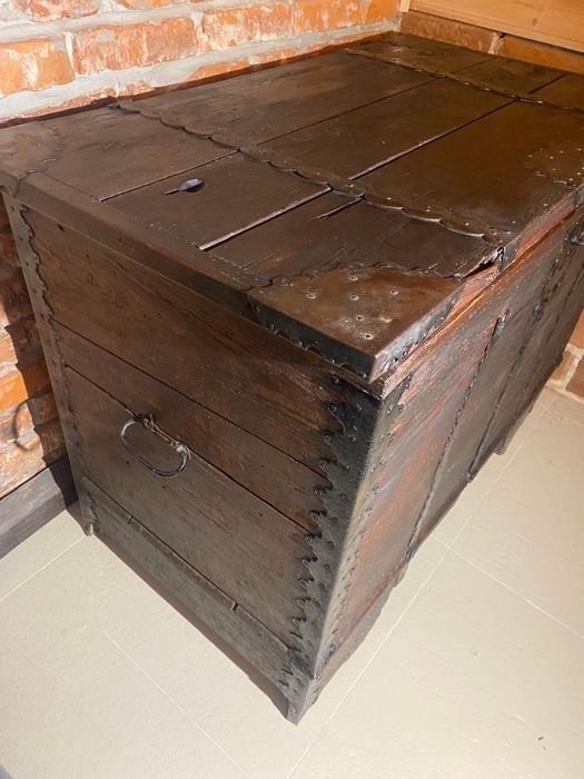 Скриня дерев‘яна