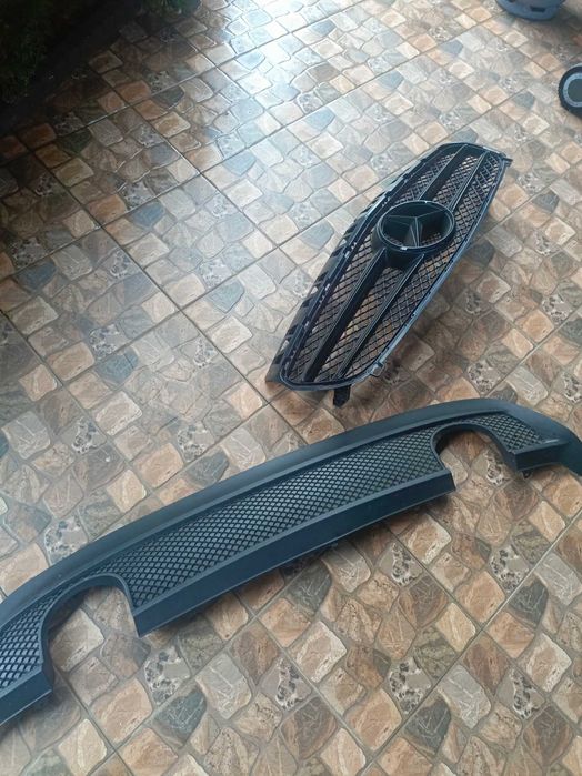 Dokładka zderzaka Mercedes klasa a Amg