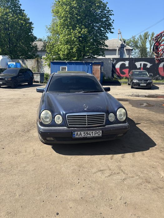 Продам мерседес 210 2.3 газ бенз