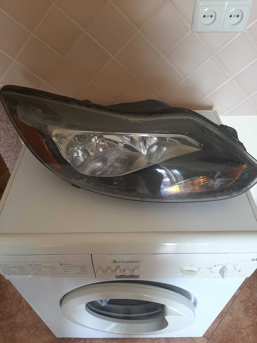 фара ford focus titanium