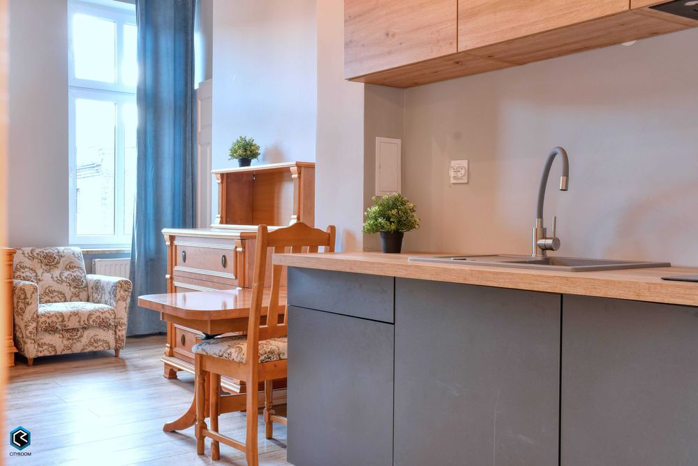 | Kawalerka 25m2 | Centrum | ul. Półwiejska 35 | od zaraz |