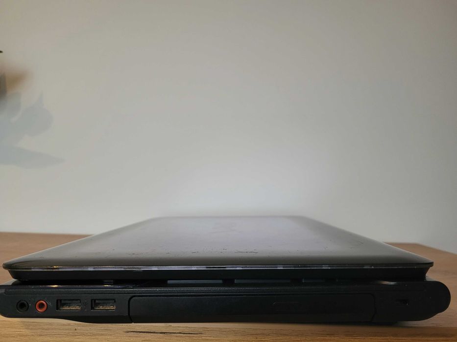 Laptop   SONY   VAIO , podświetlana klawiatura , Win 11