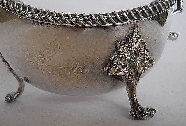 Старинная сливочница-молочница