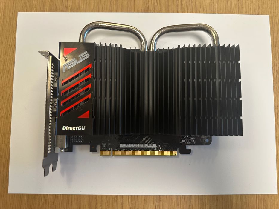 Відеокарта ASUS Radeon HD 7750 1GB GDDR5 128-bit DirectCU Silent