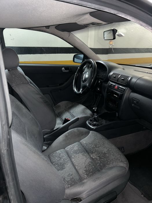 Audi A3 1.8 125cv  Gasolina/GPL