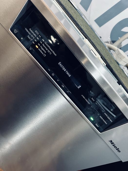 Посудомийна машина Miele