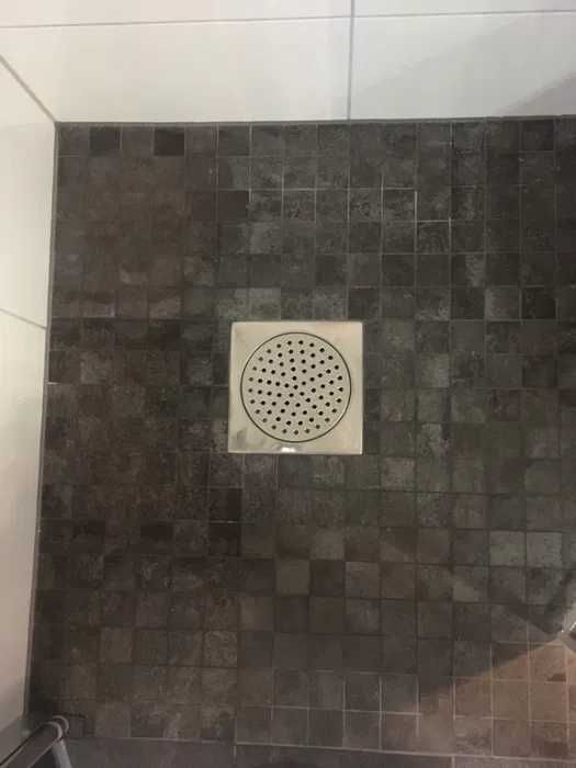 Kratka ściekowa do prysznica 200x200mm. Marka Tebo
