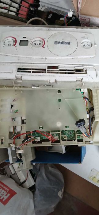 запчастини котла бош  будерус нефіт  viessmann турбіна  плата  вайлант