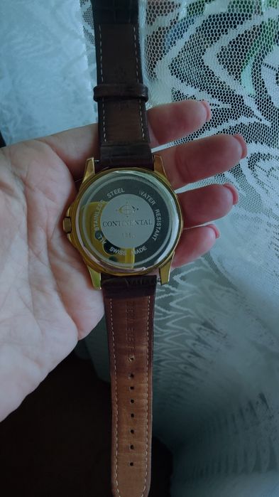 Годинник Continental