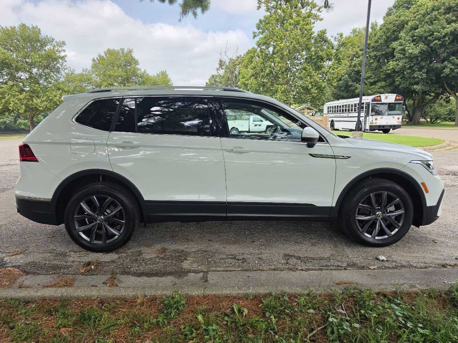 Volkswagen Tiguan SE 4Motion      2022
