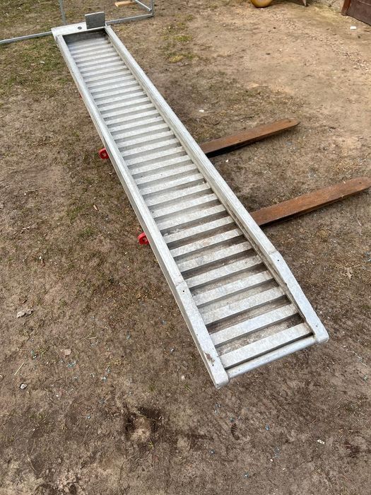 Sprzedam najazd aluminiowy