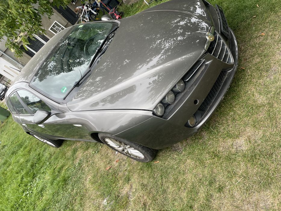 Alfa 159 2,4 lift  i 2,0 cala na czesci !!