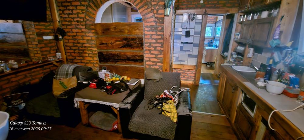 Działka ROD Żerżeń z murowanym domkiem