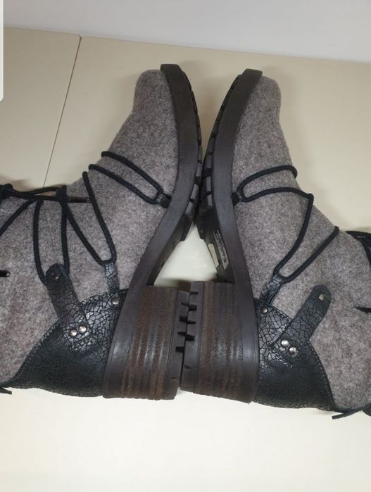 Ботинки валенки Bata  Оригинал Новые 38 размер сапоги