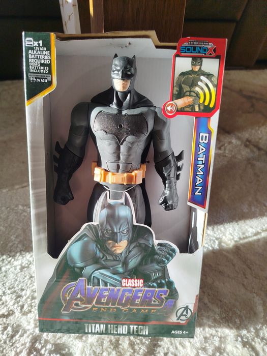 Figurka Avengers Batman Marvel grająca