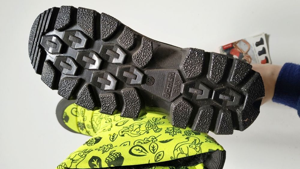 Buty zimowe śniegowce z wełną 37