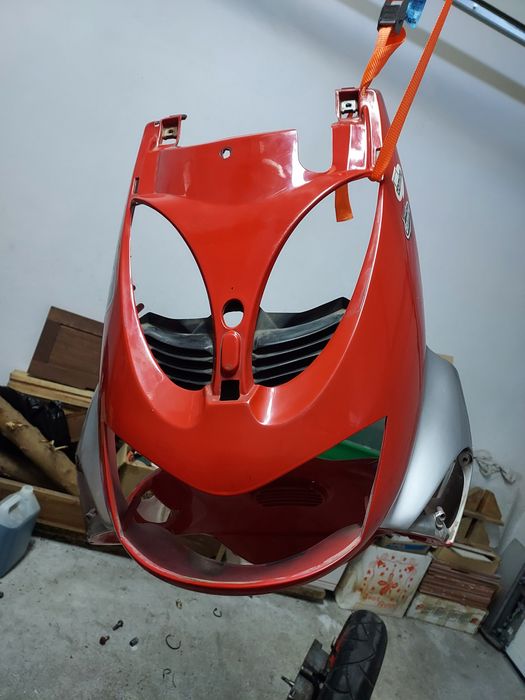 Carenagem Frontal / Bico Aprilia SR 50 (Modelo a Ar / AC)