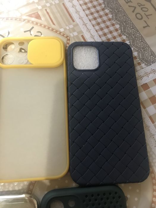 Чехлы к Apple iPhone 12 PRO