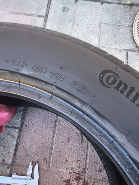 Пара Continental 245/50/18 літні
